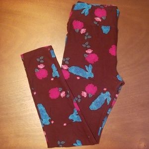 Bunny/Rose OS leggings